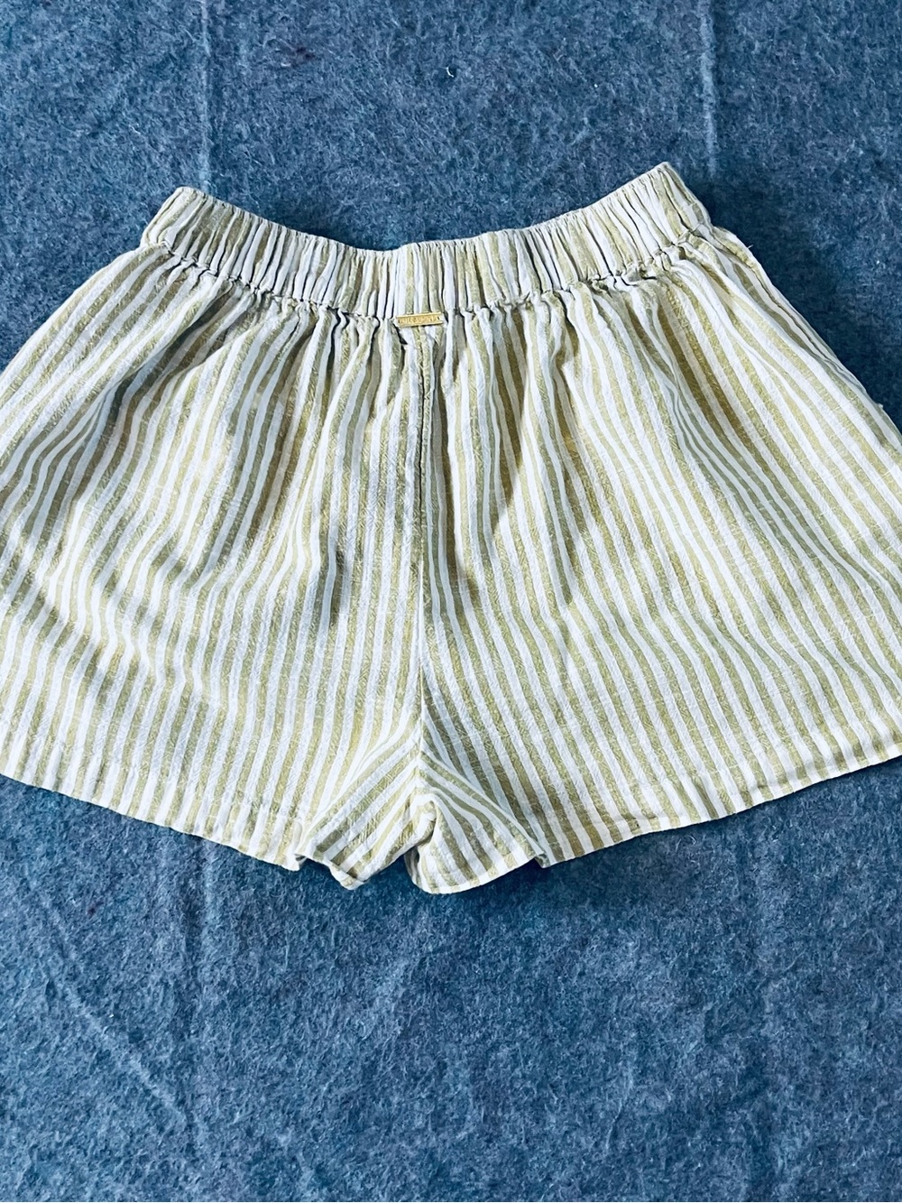 Billabong Yellow Striped Elastic-Waist Women’s Athletic Shorts - Picture 9 of 10